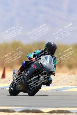 media/May-15-2022-SoCal Trackdays (Sun) [[33a09aef31]]/Turn 7 (1145am)/